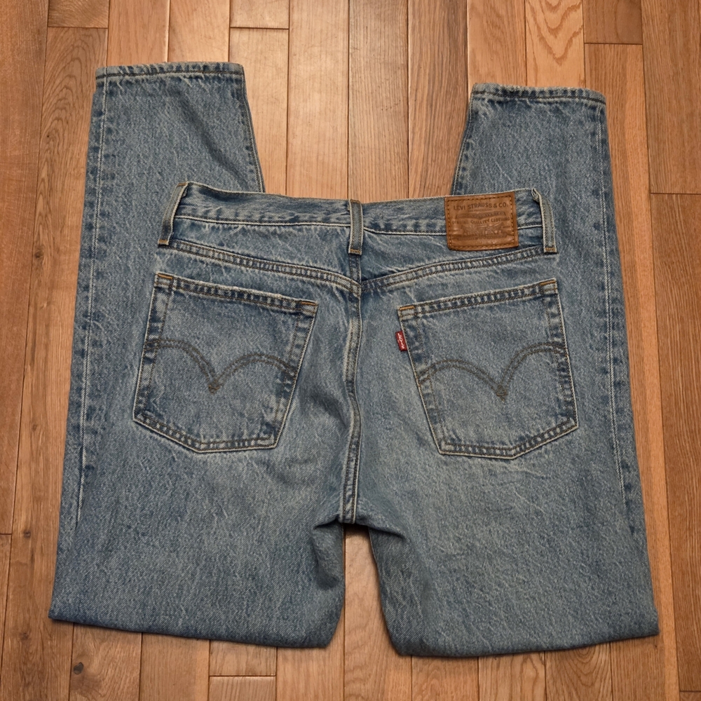 Levi's Wedgie Size 26 Button Up Blue Denim Jeans Distressed Knees